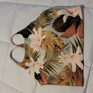 Topical Padded Sport Top